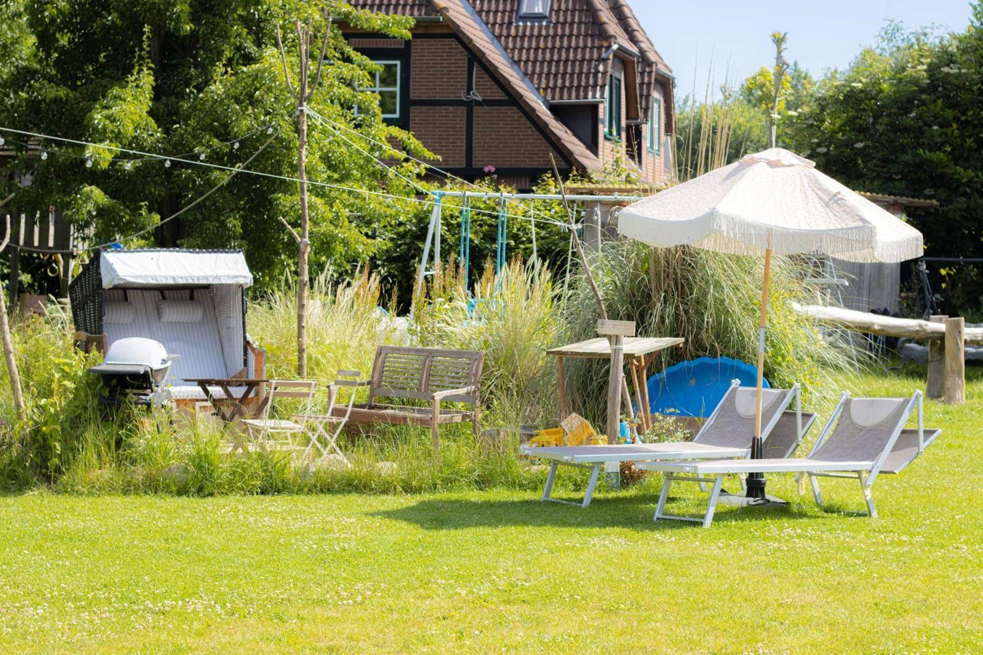 Hostel Oder Ferienwohnung 1-16 Personen Im Blauen Haus Fehmarn Eksteriør bilde