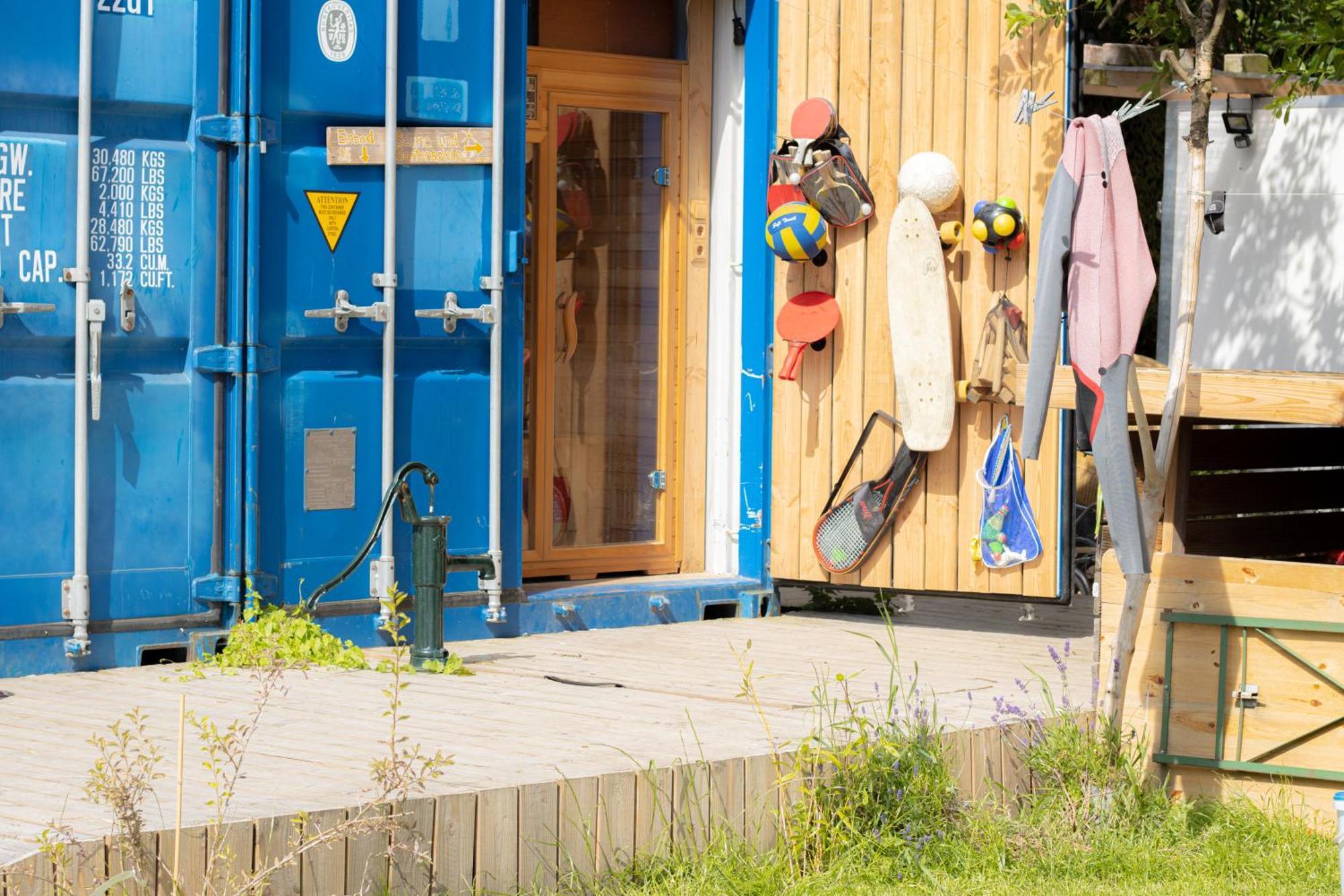 Hostel Oder Ferienwohnung 1-16 Personen Im Blauen Haus Fehmarn Eksteriør bilde